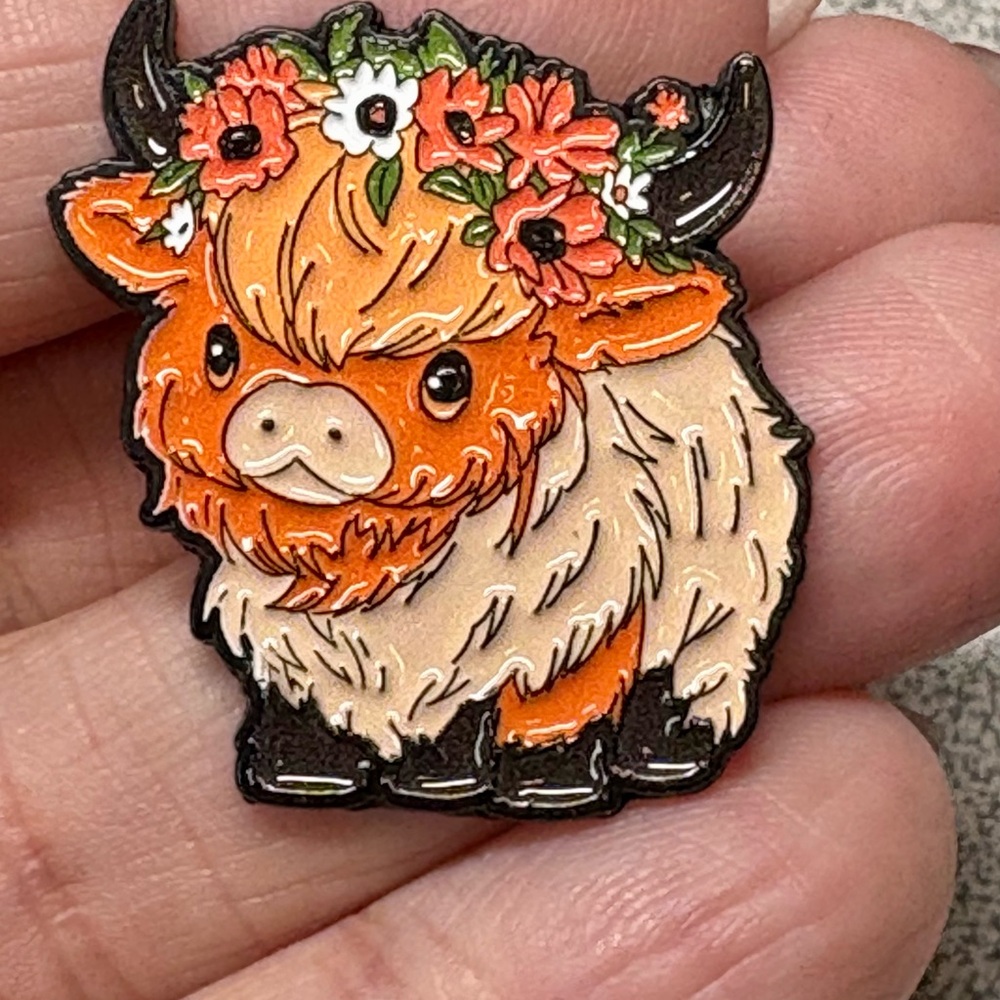 Cute Highland Cow Enamel Pin